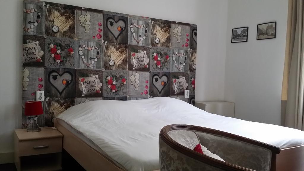 De Roermondse Beleving Bed & Breakfast Bagian luar foto